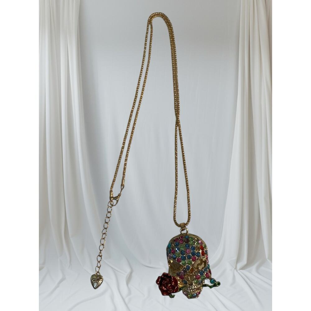 Betsey Johnson Multicolor Skull Pendant Gold Chain - Picture 6 of 6